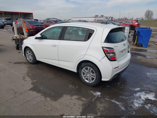 2017 CHEVROLET SONIC 1G1JG6SG4H4162286 Photo 2