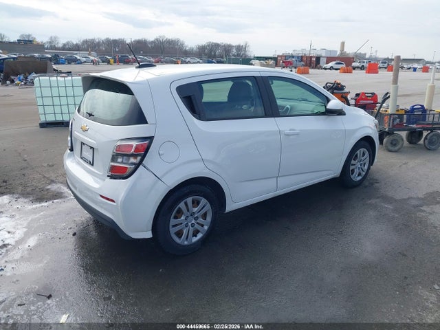 2017 CHEVROLET SONIC 1G1JG6SG4H4162286 Photo 3