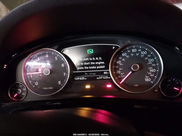 Продаж на аукціоні авто 2014 Volkswagen Touareg 3.6l Sport, vin: WVGEF9BP4ED006768, номер лоту: 44459672
