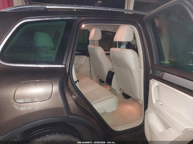Продаж на аукціоні авто 2014 Volkswagen Touareg 3.6l Sport, vin: WVGEF9BP4ED006768, номер лоту: 44459672