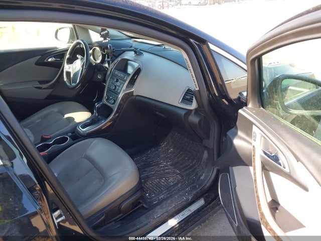1G4PP5SK5G4108943 Buick Verano