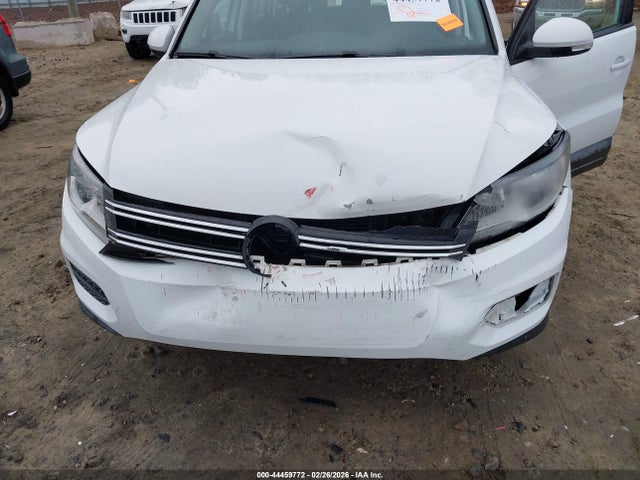 Продажа на аукционе авто 2017 Volkswagen Tiguan 2.0t/2.0t S, vin: WVGAV7AX6HK046602, номер лота: 44459772