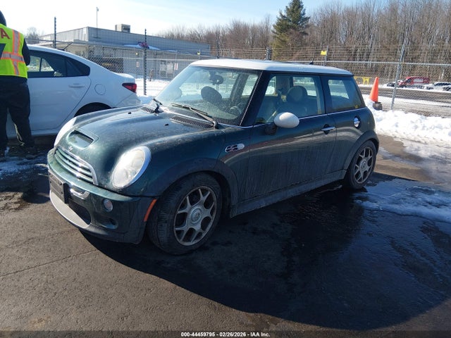 2006 MINI COOPER S WMWRE33526TL16599 Photo 1