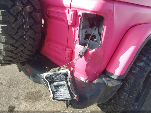 1C4HJXFG2LW288960 Jeep Wrangler Unlimited Rubicon 4x4
