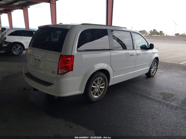 2C4RDGCG2FR658902 Dodge Grand Caravan Sxt