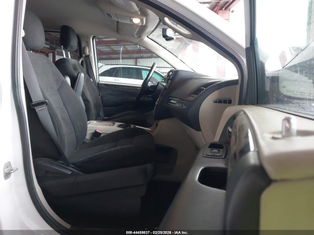2C4RDGCG2FR658902 Dodge Grand Caravan Sxt