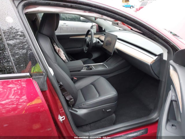 44459848 :رقم المزاد ، 7SAYGDEE2RF062365 vin ، 2024 Tesla Model Y Long Range Dual Motor All-wheel Drive مزاد بيع