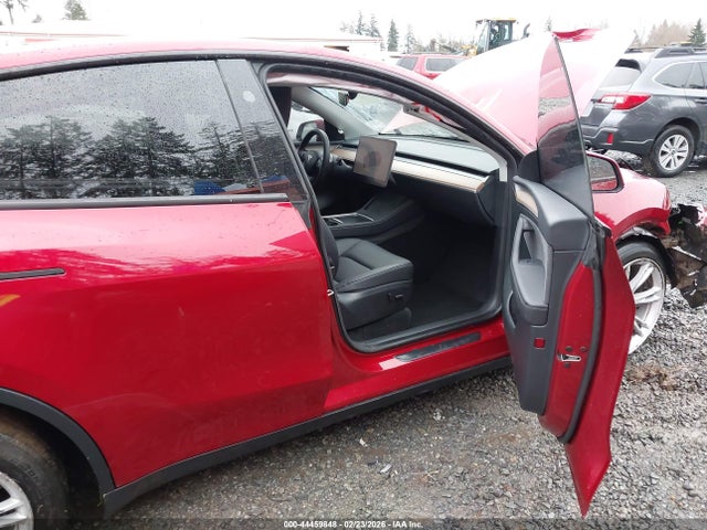 44459848 :رقم المزاد ، 7SAYGDEE2RF062365 vin ، 2024 Tesla Model Y Long Range Dual Motor All-wheel Drive مزاد بيع