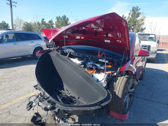 44459854 :رقم المزاد ، 7SAXCAE58TF482662 vin ، 2026 Tesla Model X All-wheel Drive مزاد بيع