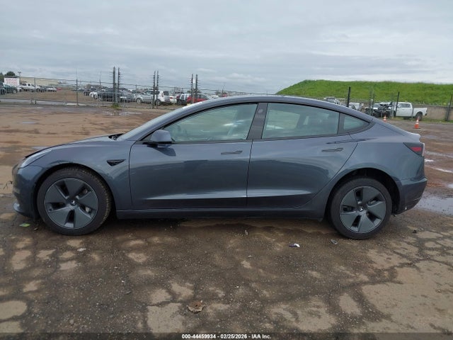 Продаж на аукціоні авто 2022 Tesla Model 3 Rear-wheel Drive, vin: 5YJ3E1EA6NF106807, номер лоту: 44459934