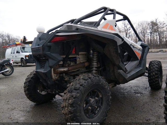 2023 POLARIS RZR 3NSRAE92XPF290246 Photo 3