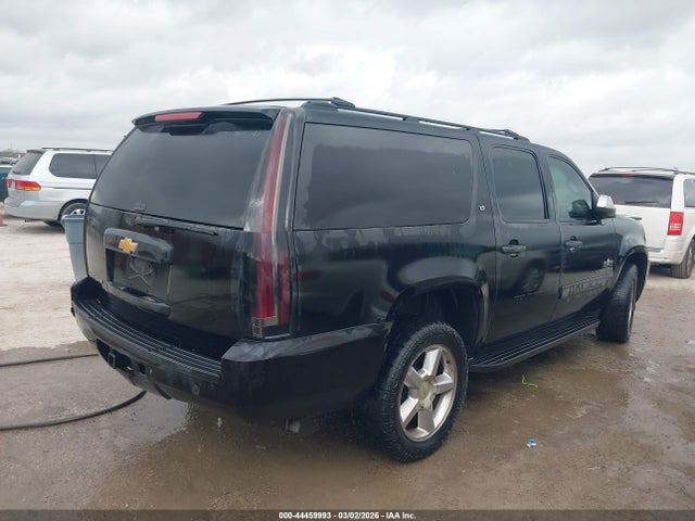 1GNSKJE73ER104927 Chevrolet Suburban 1500 Lt