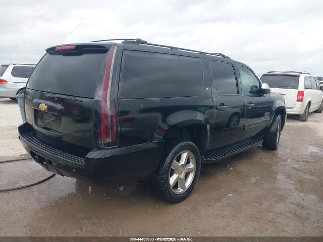1GNSKJE73ER104927 Chevrolet Suburban 1500 Lt