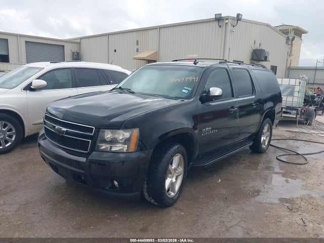 1GNSKJE73ER104927 Chevrolet Suburban 1500 Lt