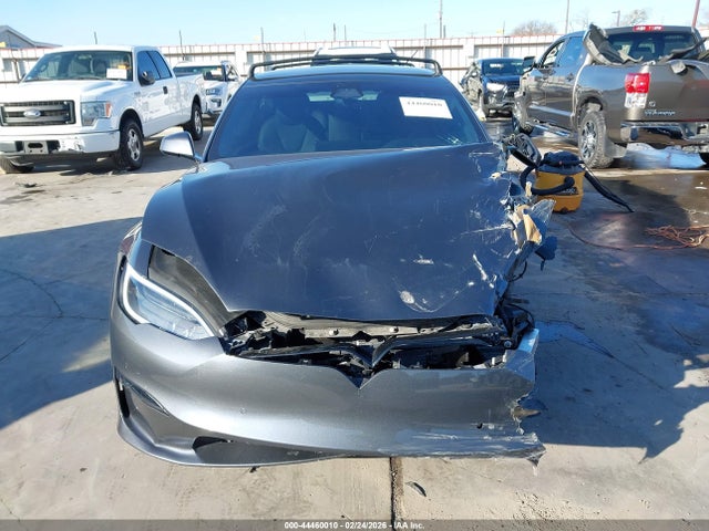 44460010 :رقم المزاد ، 5YJSA1E65MF440859 vin ، 2021 Tesla Model S Plaid Tri Motor All-wheel Drive مزاد بيع
