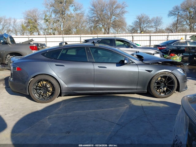 44460010 :رقم المزاد ، 5YJSA1E65MF440859 vin ، 2021 Tesla Model S Plaid Tri Motor All-wheel Drive مزاد بيع