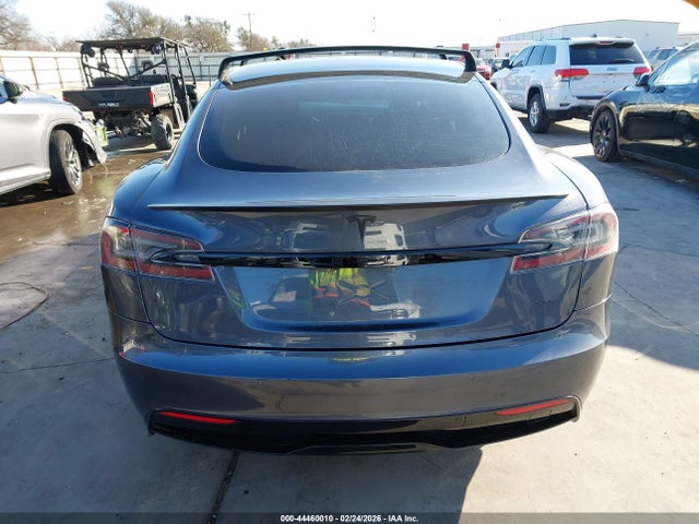 44460010 :رقم المزاد ، 5YJSA1E65MF440859 vin ، 2021 Tesla Model S Plaid Tri Motor All-wheel Drive مزاد بيع