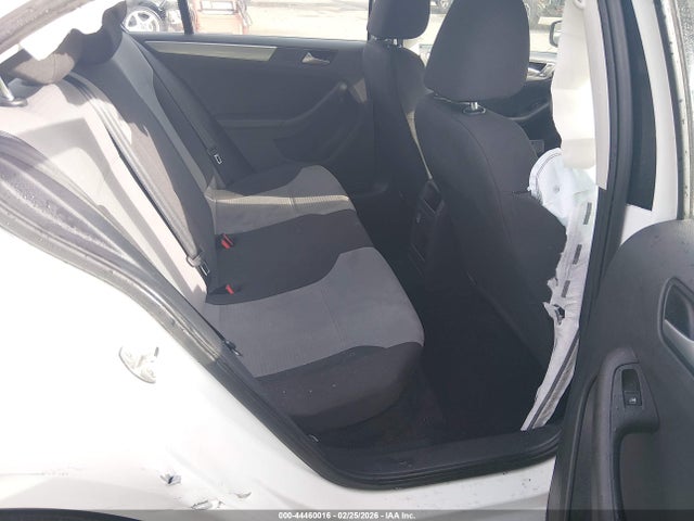 44460016 :رقم المزاد ، 3VW2B7AJ1HM400206 vin ، 2017 Volkswagen Jetta 1.4t S مزاد بيع