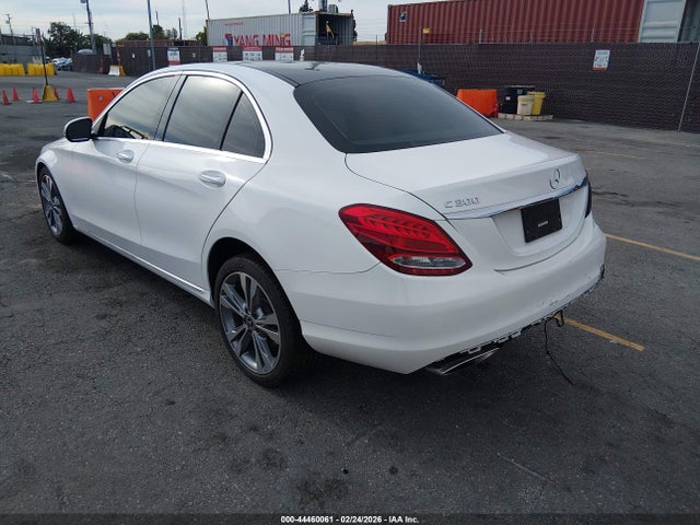 55SWF4JB0HU220637 Mercedes-Benz C 300