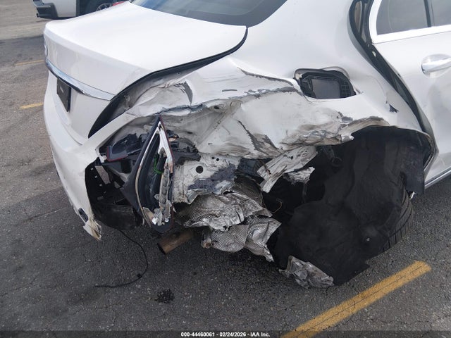 55SWF4JB0HU220637 Mercedes-Benz C 300