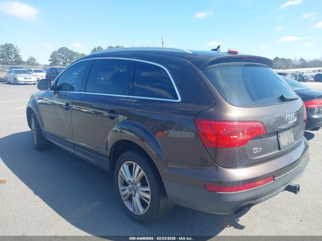2011 AUDI Q7 WA1LGAFE8BD009813 Photo 2