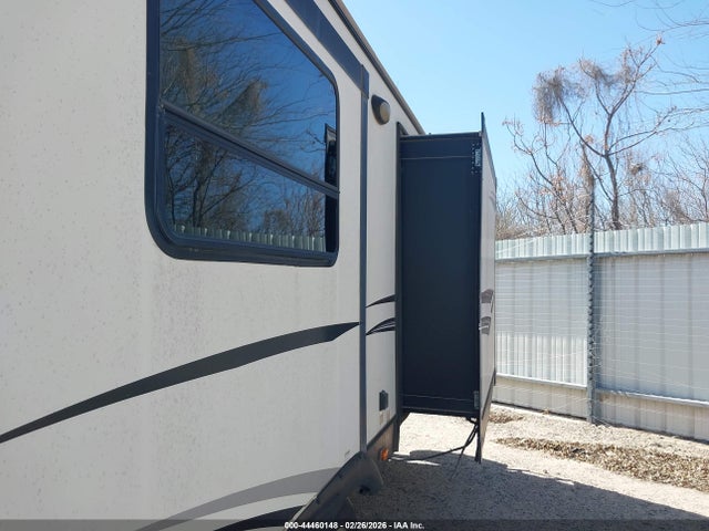 4YDT31223EB451862 Keystone Rv Other