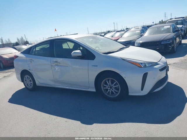 Toyota Prius Le 2020 JTDKARFU3L3104747 Image 13