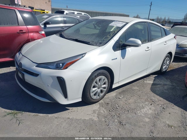 Toyota Prius Le 2020 JTDKARFU3L3104747 Image 2