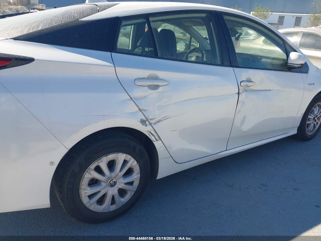 Toyota Prius Le 2020 JTDKARFU3L3104747 Image 6
