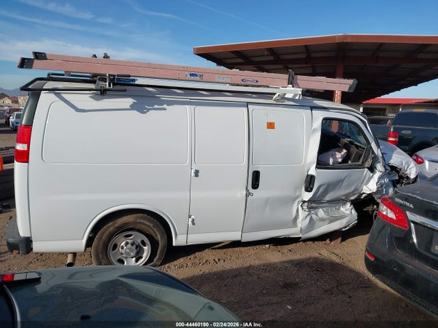 1GCWGAF70R1193709 Chevrolet Express Cargo Rwd 2500 Regular Wheelbase Wt