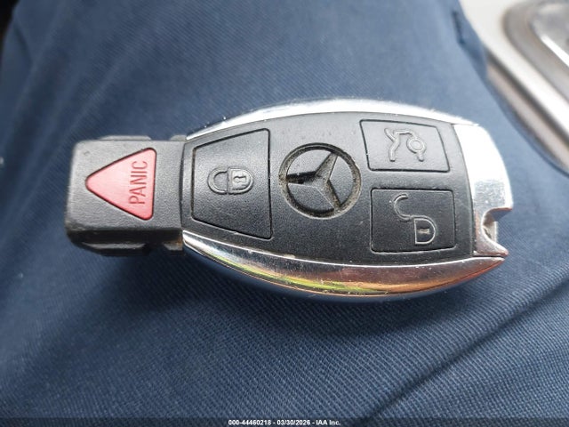 2017 Mercedes-benz Glc 300 4matic მანქანა იყიდება აუქციონზე, vin: WDC0G4KB7HV006775, აუქციონის ნომერი: 44460218