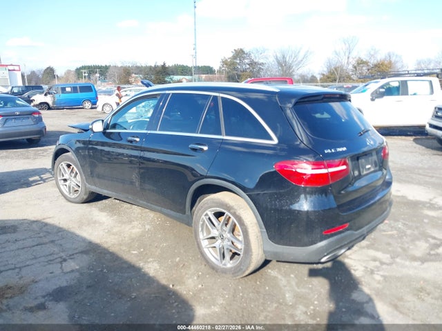 2017 Mercedes-benz Glc 300 4matic მანქანა იყიდება აუქციონზე, vin: WDC0G4KB7HV006775, აუქციონის ნომერი: 44460218