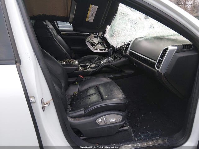 2016 PORSCHE CAYENNE WP1AA2A22GKA14931 Photo 4