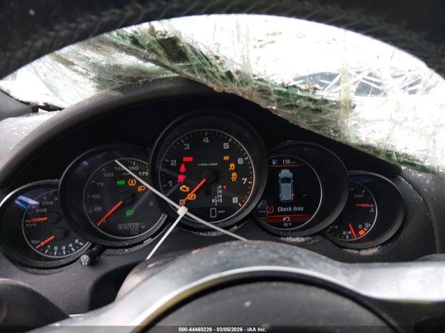 2016 PORSCHE CAYENNE WP1AA2A22GKA14931 Photo 6