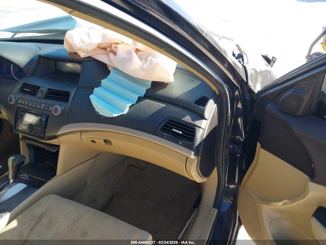 44460227 :رقم المزاد ، 1HGCP2F46CA115717 vin ، 2012 Honda Accord 2.4 Lx-p مزاد بيع