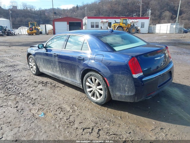 Продаж на аукціоні авто 2016 Chrysler 300 Limited, vin: 2C3CCARG2GH161972, номер лоту: 44460243
