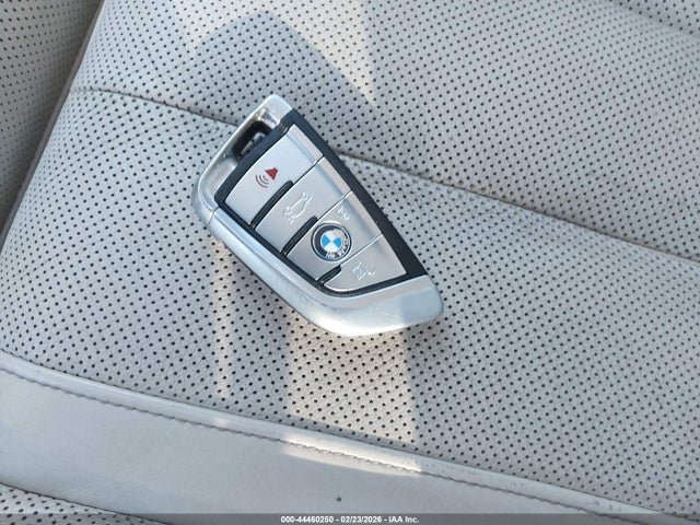 44460250 :رقم المزاد ، 5UXKR6C52E0C03022 vin ، 2014 Bmw X5 Xdrive50i مزاد بيع