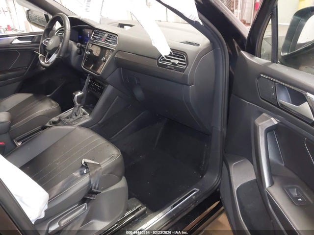2022 VOLKSWAGEN TIGUAN 3VV8B7AX3NM004874 Photo 4