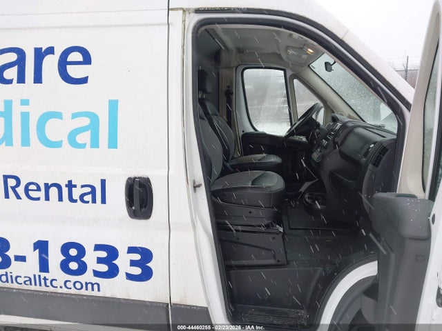 2017 RAM PROMASTER 2500 3C6TRVDG8HE537832 Photo 4