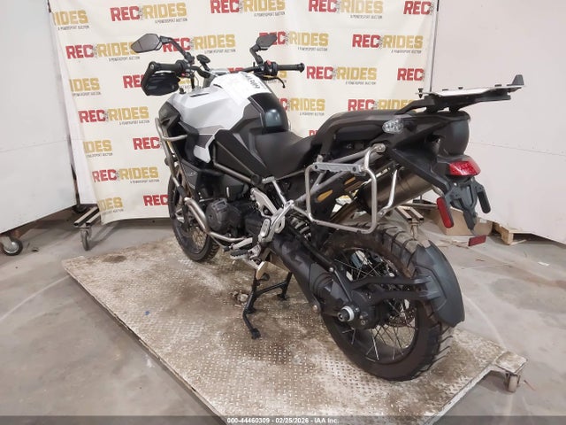 2023 TRIUMPH MOTORCYCLE TIGER SMTP23V47PTBB1465 Photo 2