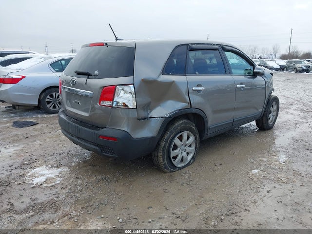 2013 KIA SORENTO 5XYKTDA64DG354811 Photo 3