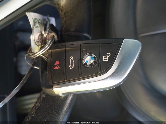 2016 Bmw X1 Xdrive28i მანქანა იყიდება აუქციონზე, vin: WBXHT3C3XGP881005, აუქციონის ნომერი: 44460336