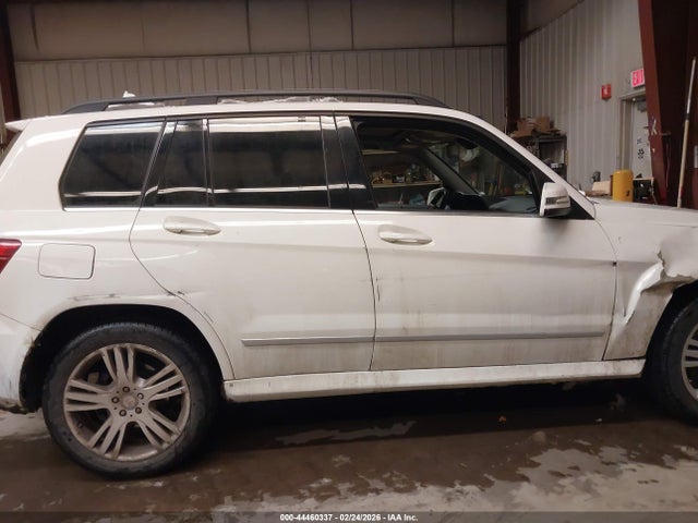 2015 Mercedes-benz Glk 350 4matic მანქანა იყიდება აუქციონზე, vin: WDCGG8JB4FG366465, აუქციონის ნომერი: 44460337