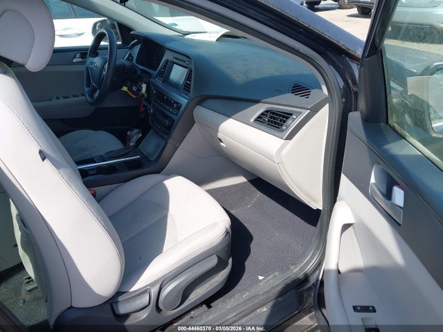 Aukcja sprzedaży 2017 Hyundai Sonata Se, vin: 5NPE24AF9HH553061, numer aukcji: 44460370