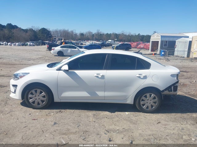3KPA24AD7NE443929 KIA RIO S