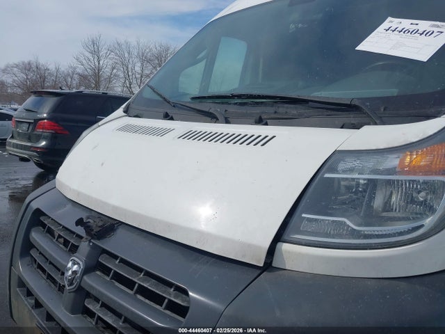 44460407 :رقم المزاد ، 3C6TRVCG0JE112872 vin ، 2018 Ram Promaster 2500 High Roof 136 Wb مزاد بيع
