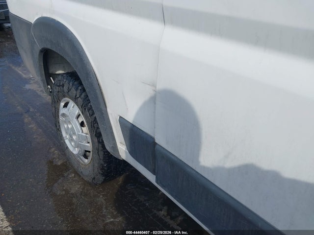 44460407 :رقم المزاد ، 3C6TRVCG0JE112872 vin ، 2018 Ram Promaster 2500 High Roof 136 Wb مزاد بيع