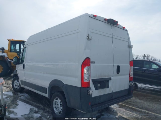 44460407 :رقم المزاد ، 3C6TRVCG0JE112872 vin ، 2018 Ram Promaster 2500 High Roof 136 Wb مزاد بيع