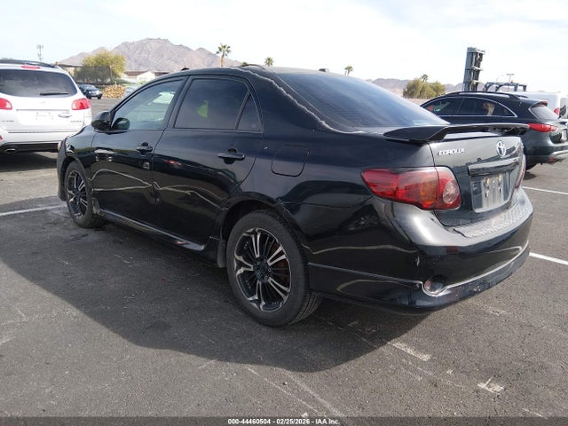 2010 TOYOTA COROLLA 1NXBU4EE6AZ201402 Photo 2