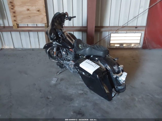 2015 HARLEY-DAVIDSON FLHXS 1HD1KRM10FB635544 Photo 2
